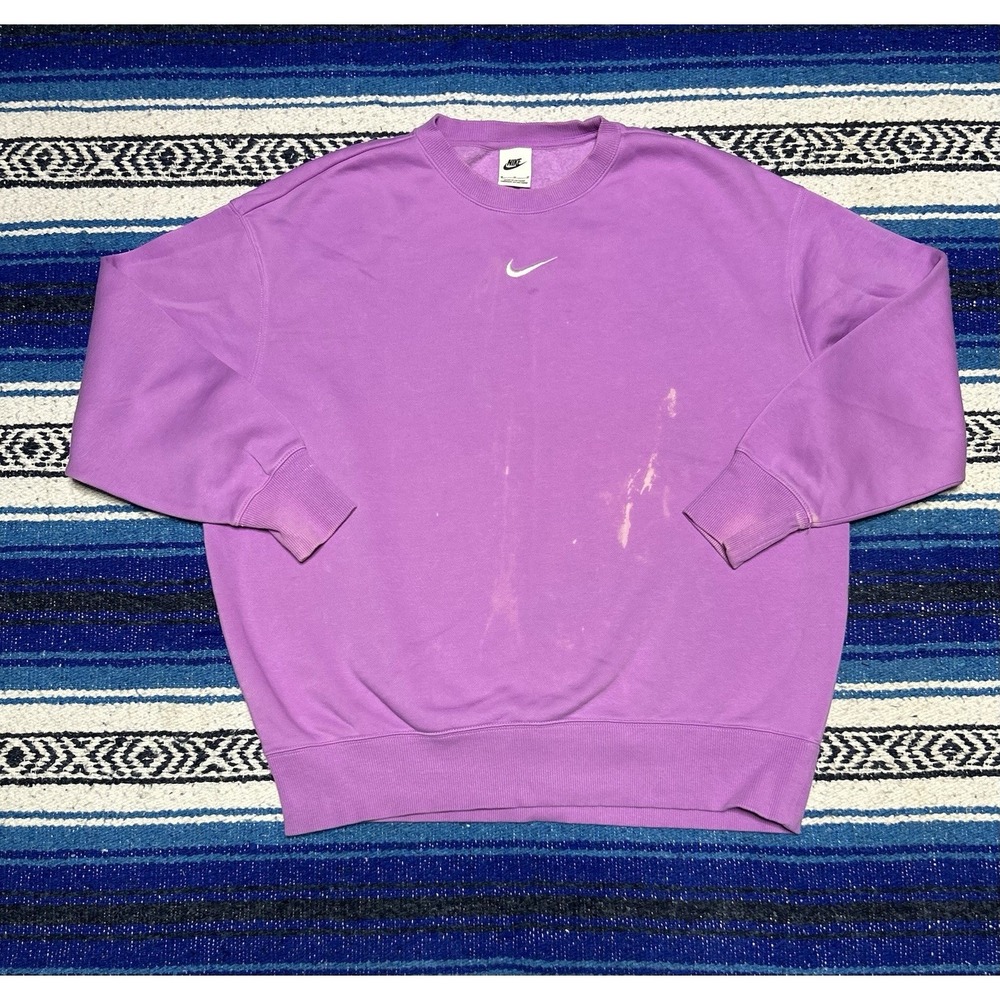 Nike Crewneck Sweatshirt Mens Medium Purple Swoosh Distressed